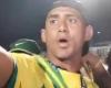 Le robaron la medalla al jugador Carlos Henao mientras celebraba la victoria del Atlético Bucaramanga